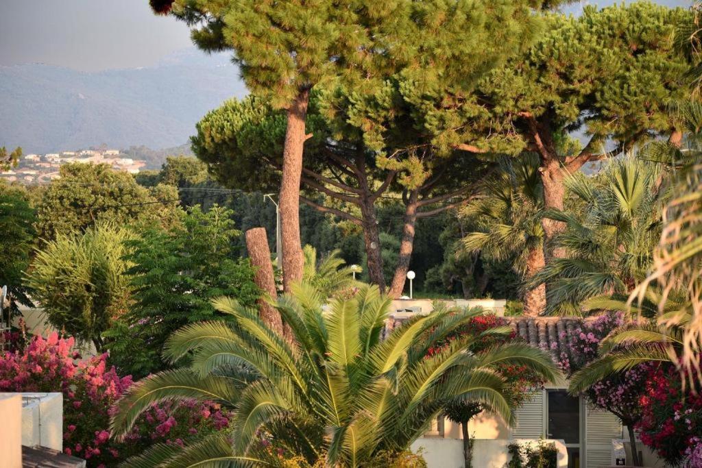 Residence San Pellegrino Folelli Exterior foto
